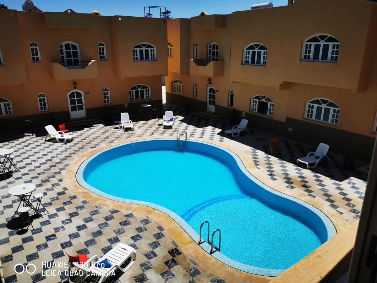 Amwaj Hotel Ел Джадида Екстериор снимка