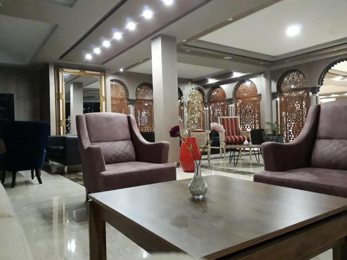 Amwaj Hotel Ел Джадида Екстериор снимка