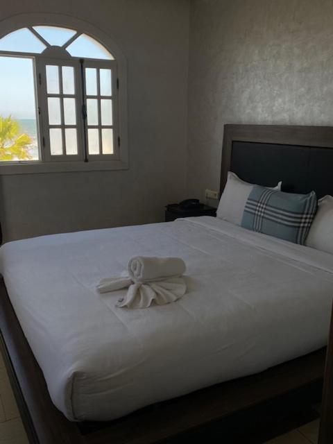 Amwaj Hotel Ел Джадида Екстериор снимка